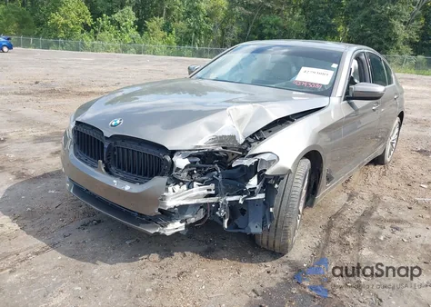 2018 BMW 540I из США, поврежденный, VIN WBAJE5C54JG918141